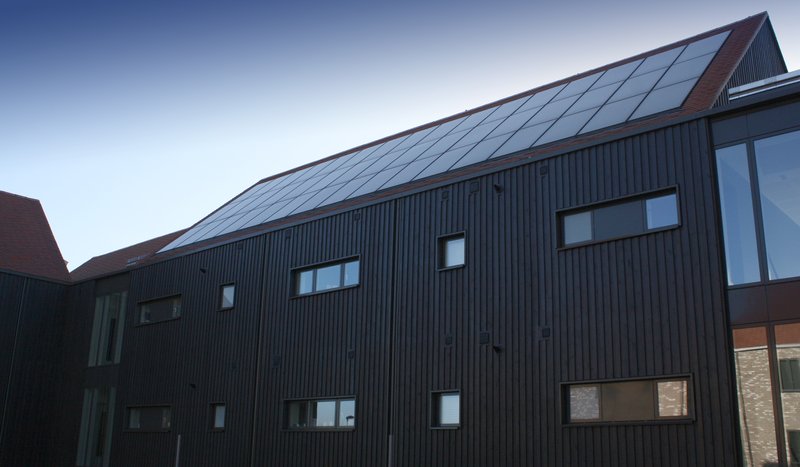 3055-integrated-PV-BellsLane-Ample(C)ViridianSolar