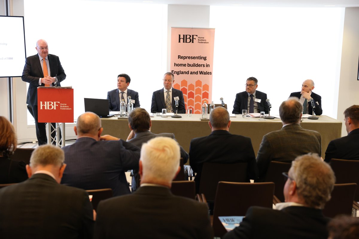 AGM26 (6)