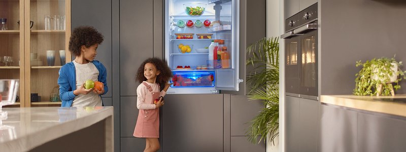 Beko HarvestFresh children in kitchen