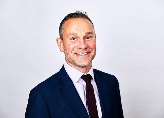 Ian Barnett