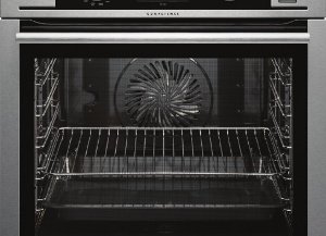 AEG ovens add steam