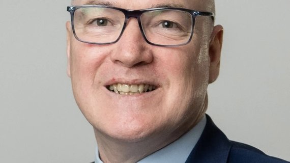 Gary Ennis, untypical